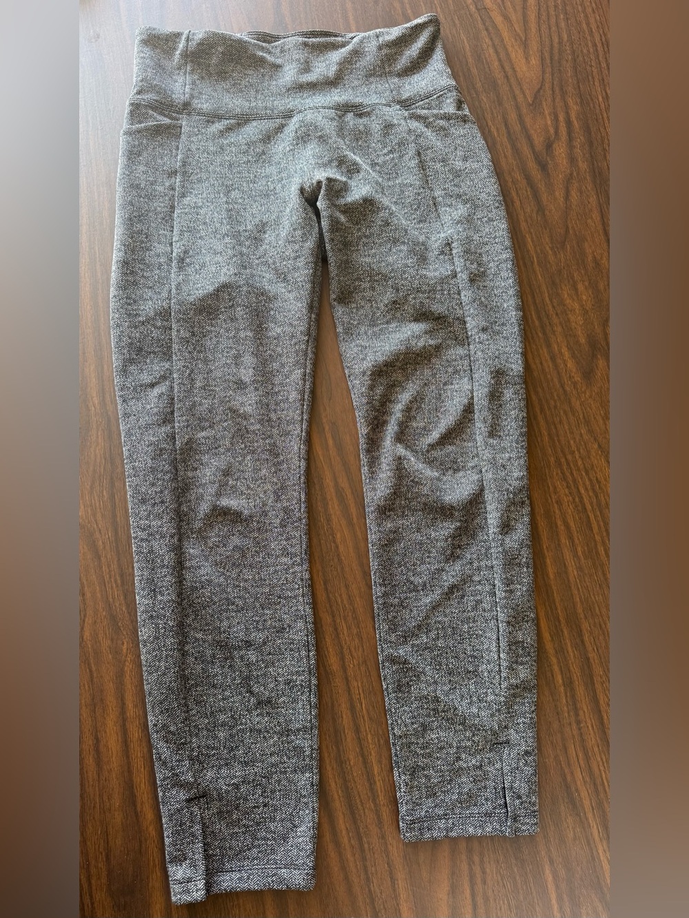 Athleta womens Heather Gray Knit Pants small